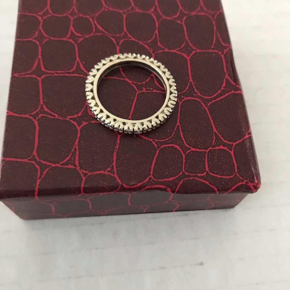 Ladies Diamond Eternity Ring - Picture 4 of 6